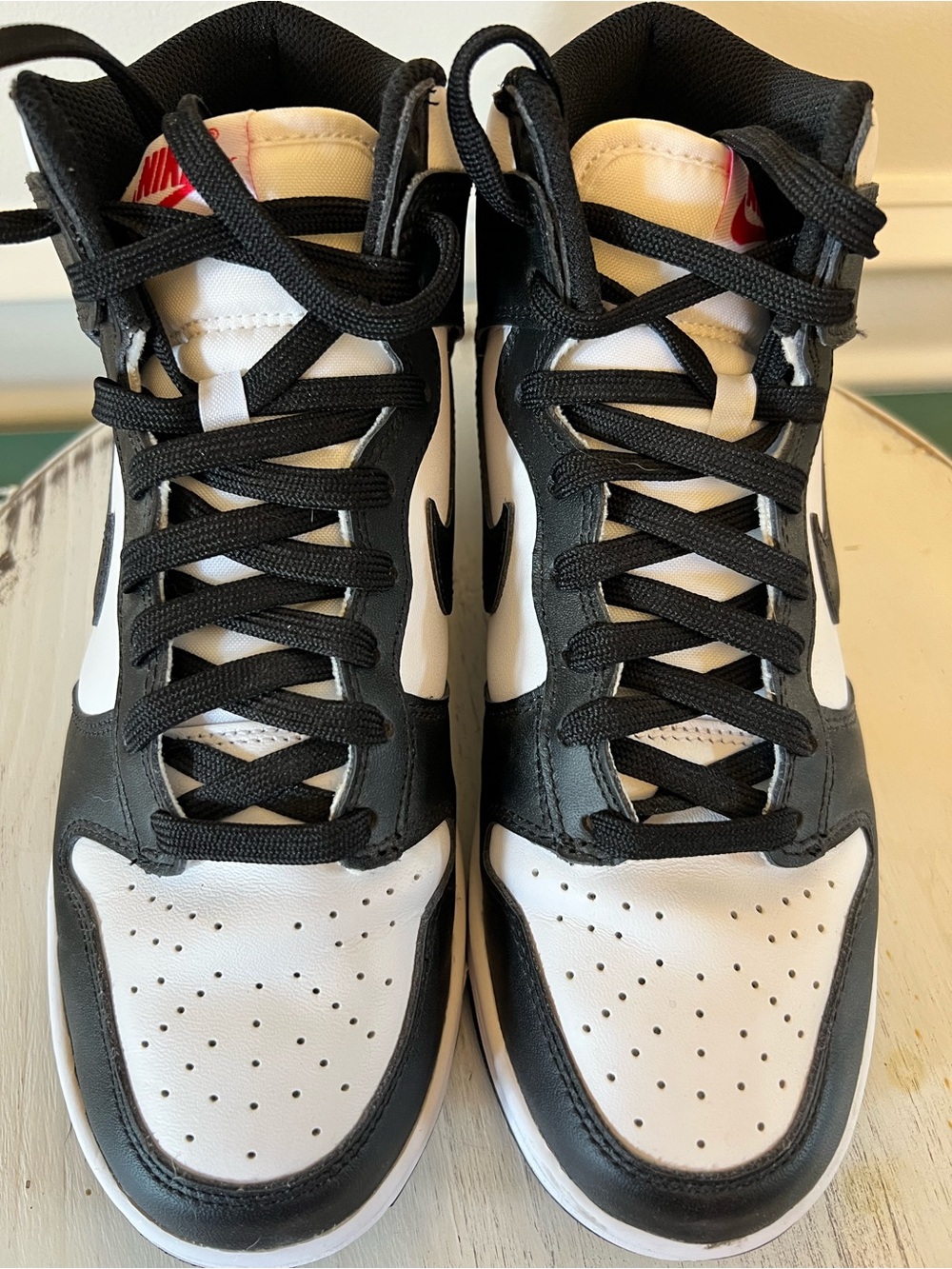 Nike Women’s Dunk High Panda - Picture 4 of 11